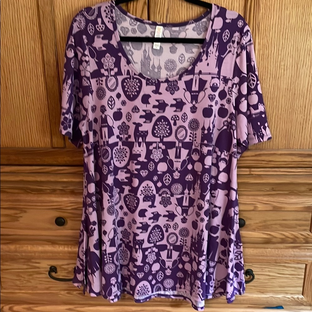 LuLaRoe Purple Graphic Short Sleeve Tunic